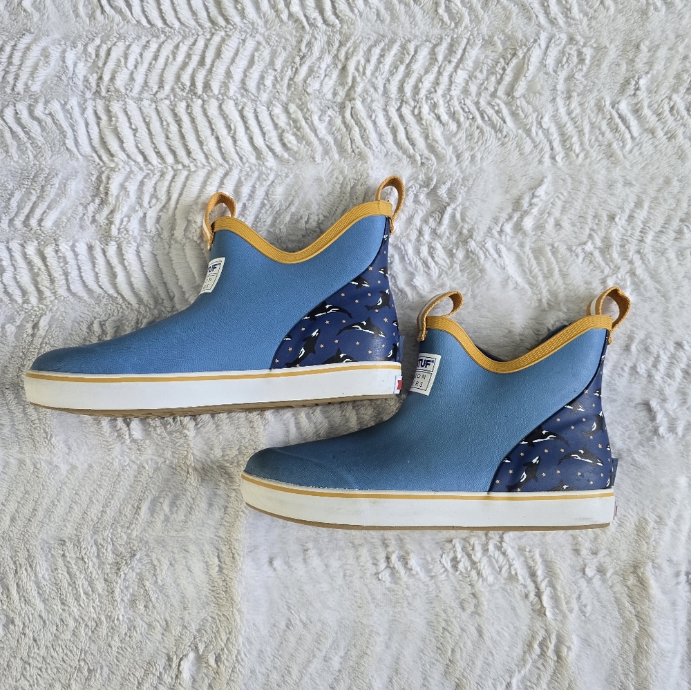 Kids Killer Whale Xtra Tufs Deck Boots Size 4 New Without Tags